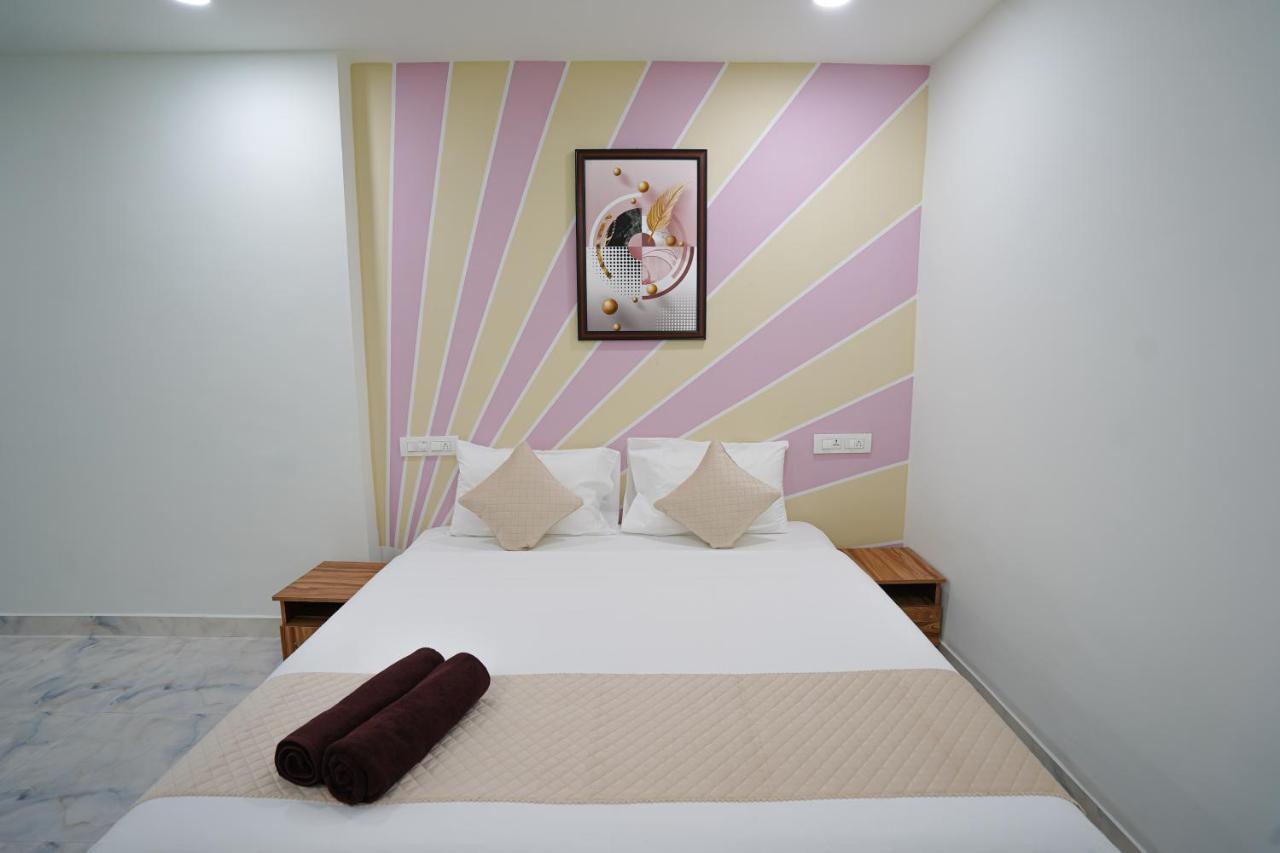 Mahasri Studio Apartments- Brand New Fully Furnished Air Conditioned Studio Apartments 티루파티 외부 사진