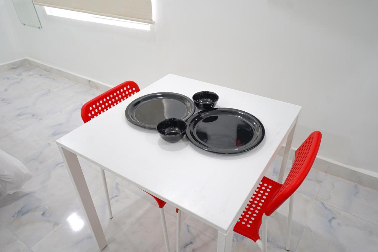 Mahasri Studio Apartments- Brand New Fully Furnished Air Conditioned Studio Apartments 티루파티 외부 사진