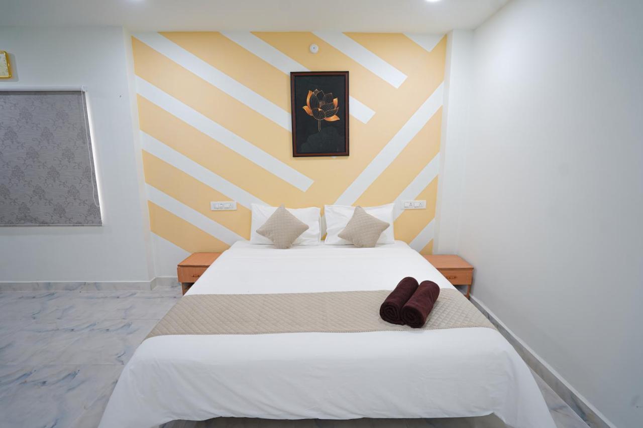 Mahasri Studio Apartments- Brand New Fully Furnished Air Conditioned Studio Apartments 티루파티 외부 사진