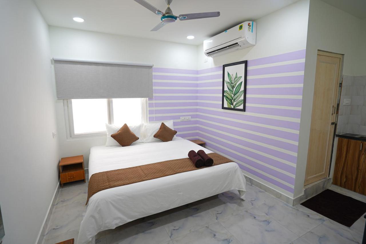 Mahasri Studio Apartments- Brand New Fully Furnished Air Conditioned Studio Apartments 티루파티 외부 사진